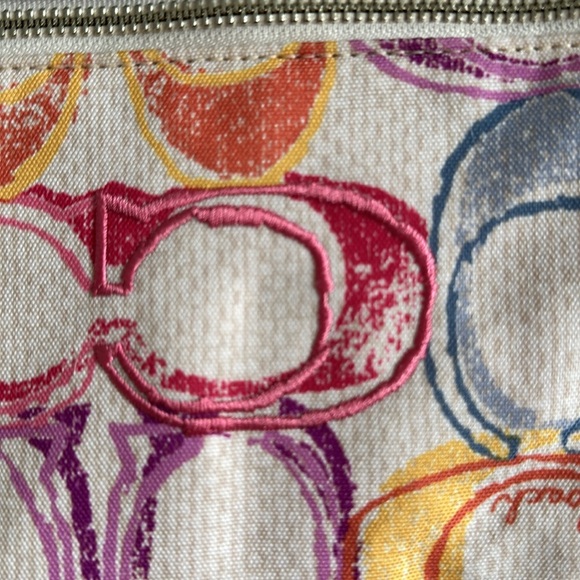 Coach Poppy Dream Multi Signature Optic Soulder Glam Tote Bag With Embro… - Picture 11 of 12